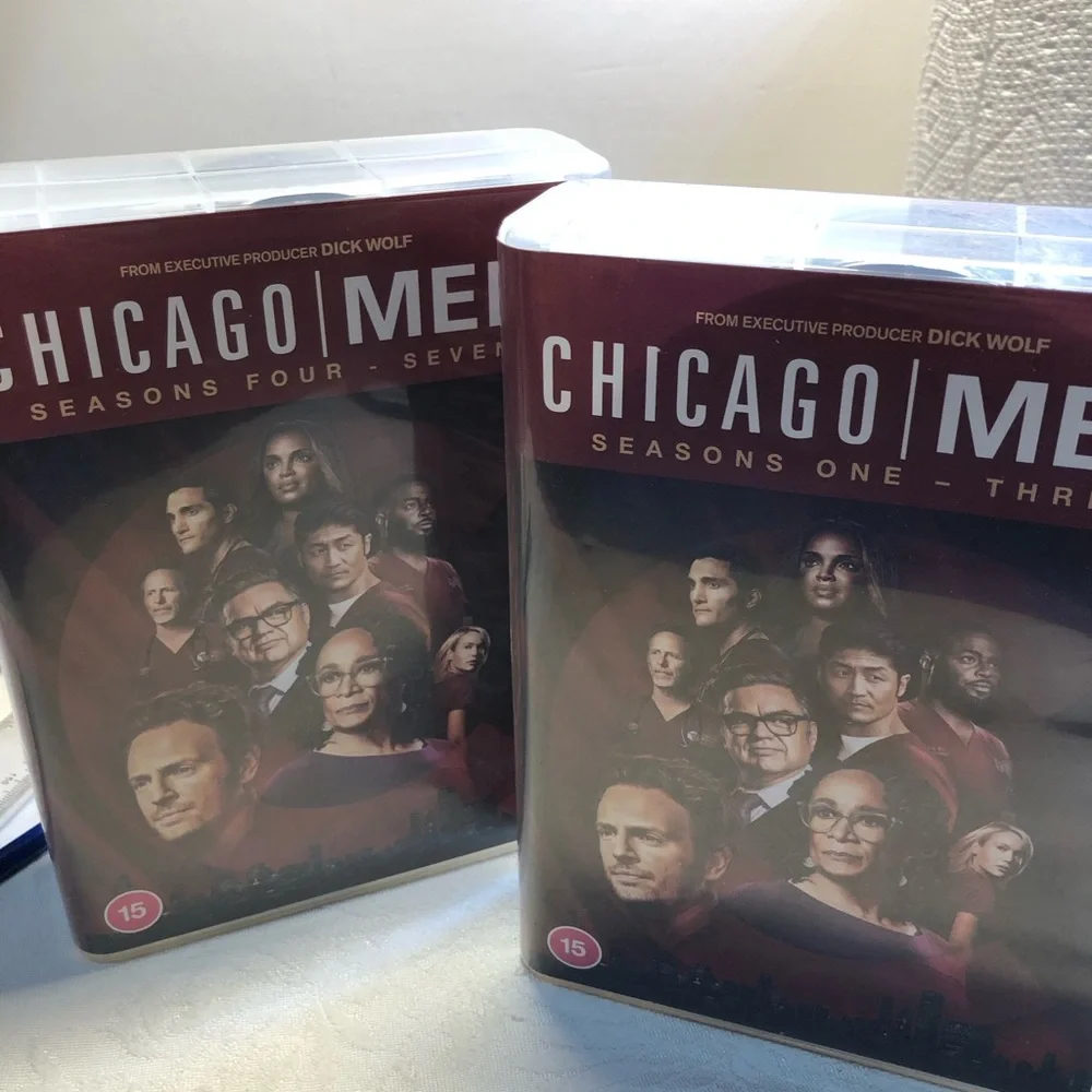 Chicago Med Seasons 1-7 - DVD  Boxset Used Condition - Picture 11 of 13